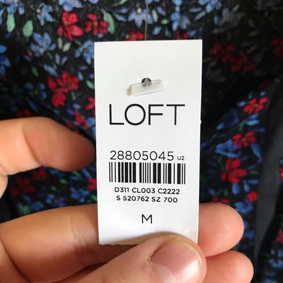 NEW Loft Floral Tie Neck Peplum Hem Blouse - Picture 7 of 9